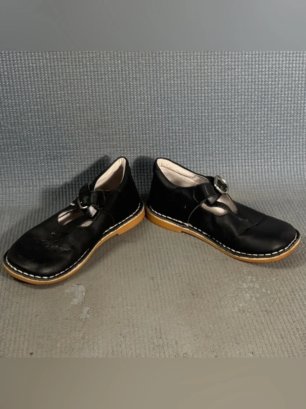 L'Amour Black Leather T-Strap Mary Jane Slip On Shoes Kid’s Size 13C